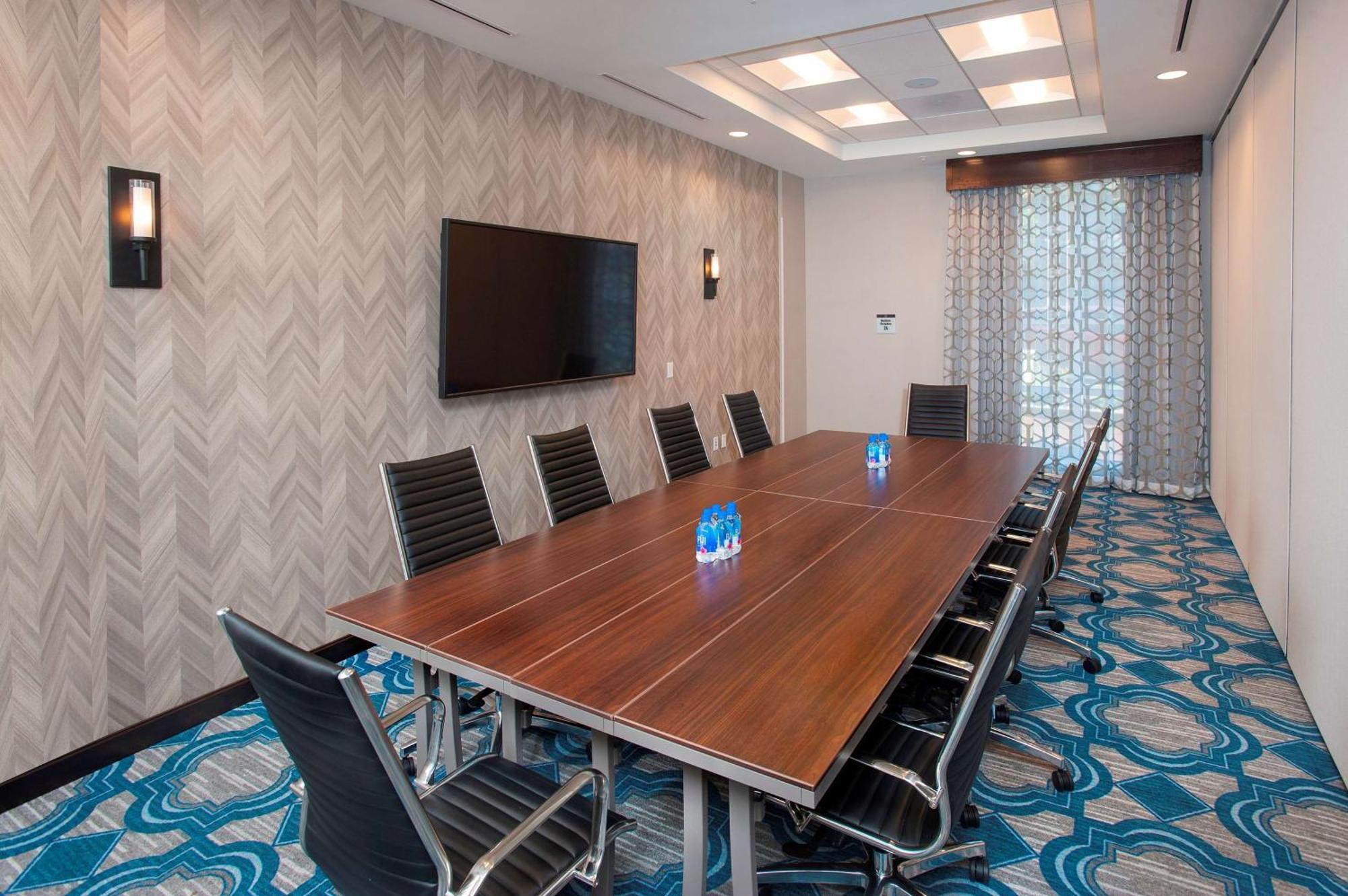 Hilton Garden Inn Burbank Los Angeles Extérieur photo