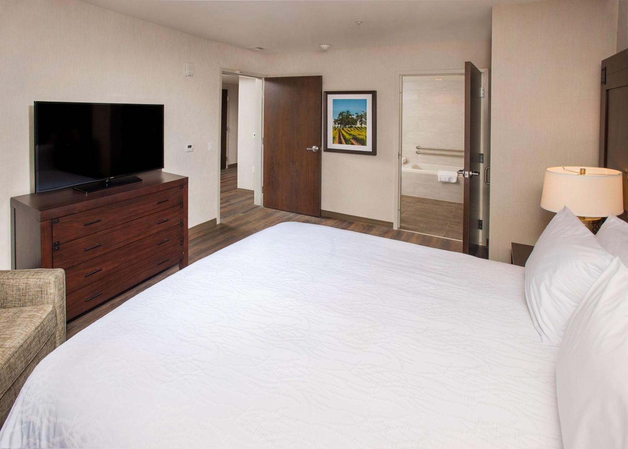 Hilton Garden Inn Burbank Los Angeles Extérieur photo